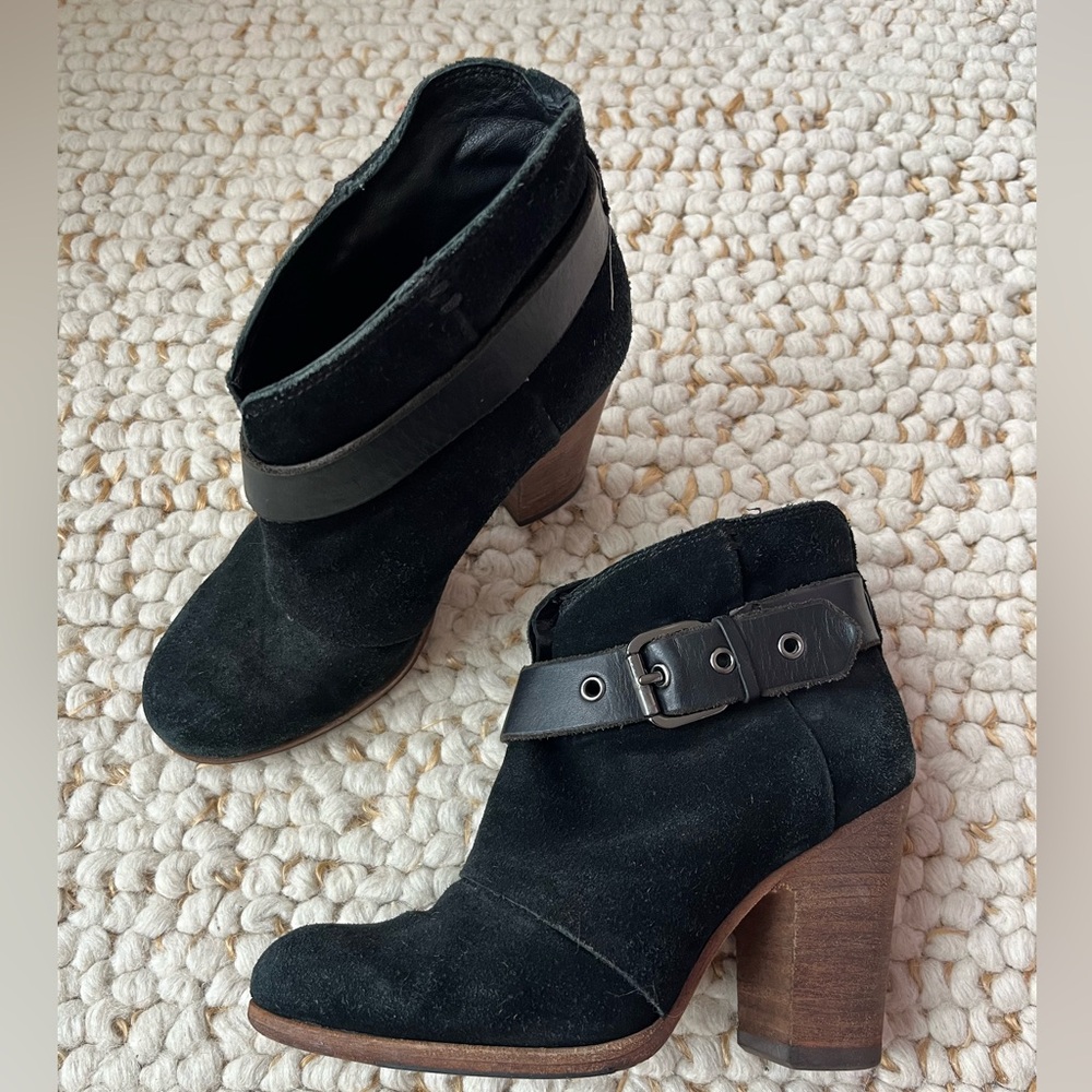 Sigerson Morrison Black Ankle Booties